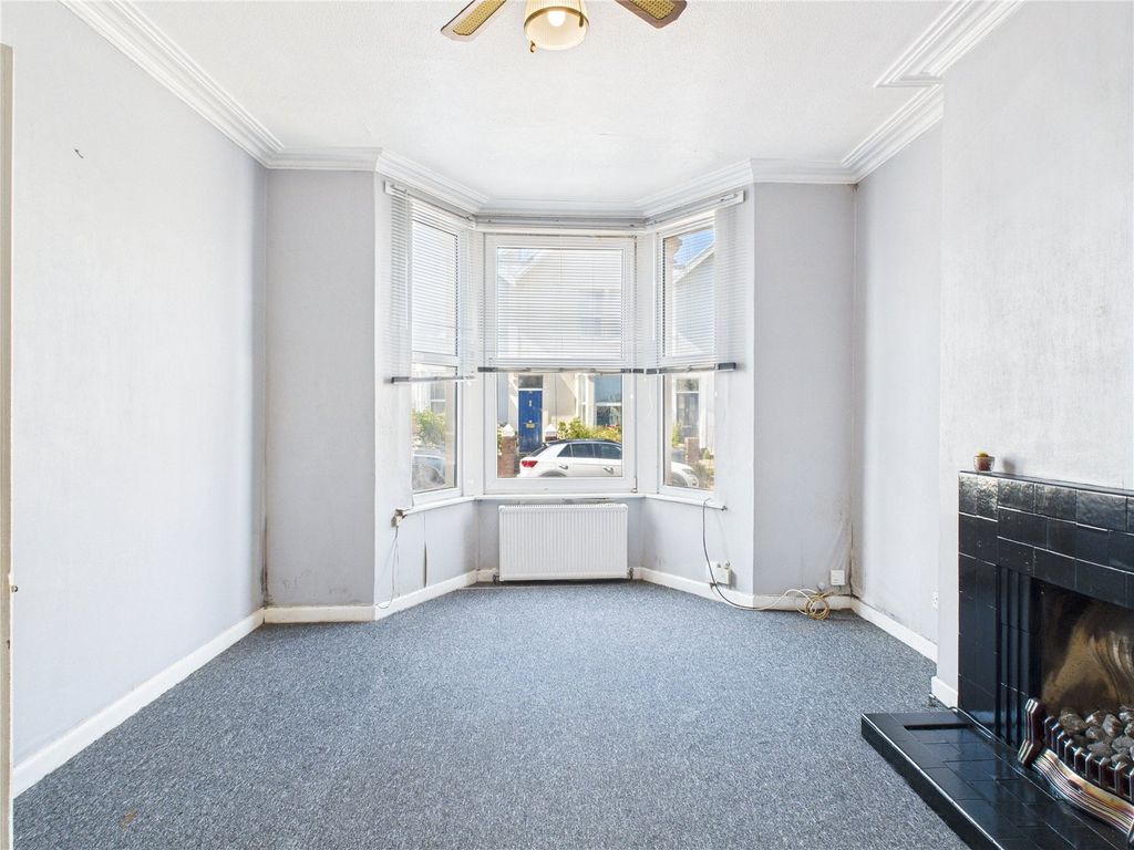 Property photo 3 of 18 Picture No. 03