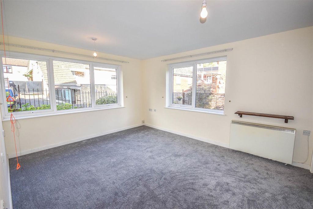 Property photo 2 of 11 Dsc_0115-2.Jpg