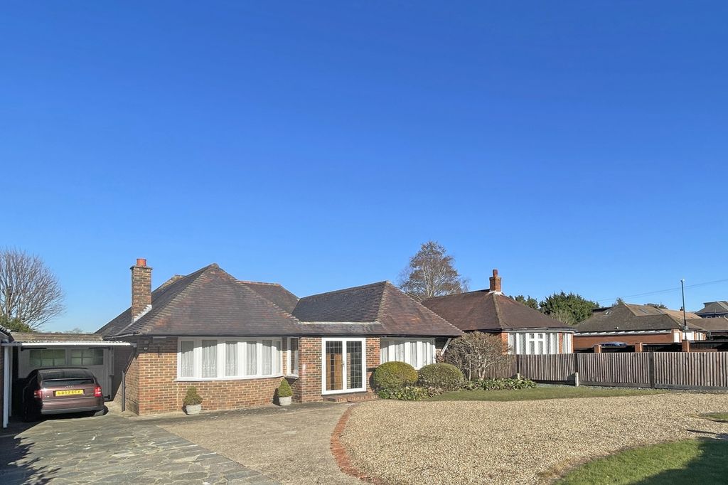 Property photo 3 of 28