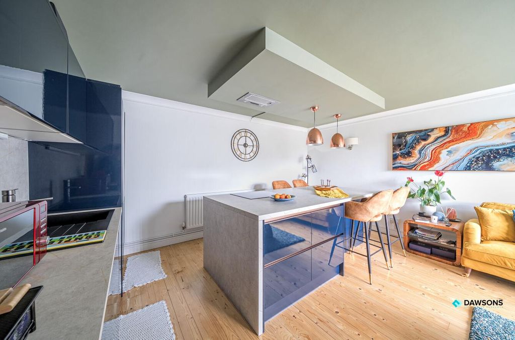 Property photo 3 of 16 Eed3d085-37Fc-4905-B0B4-249Fc8B7468B.Jpg