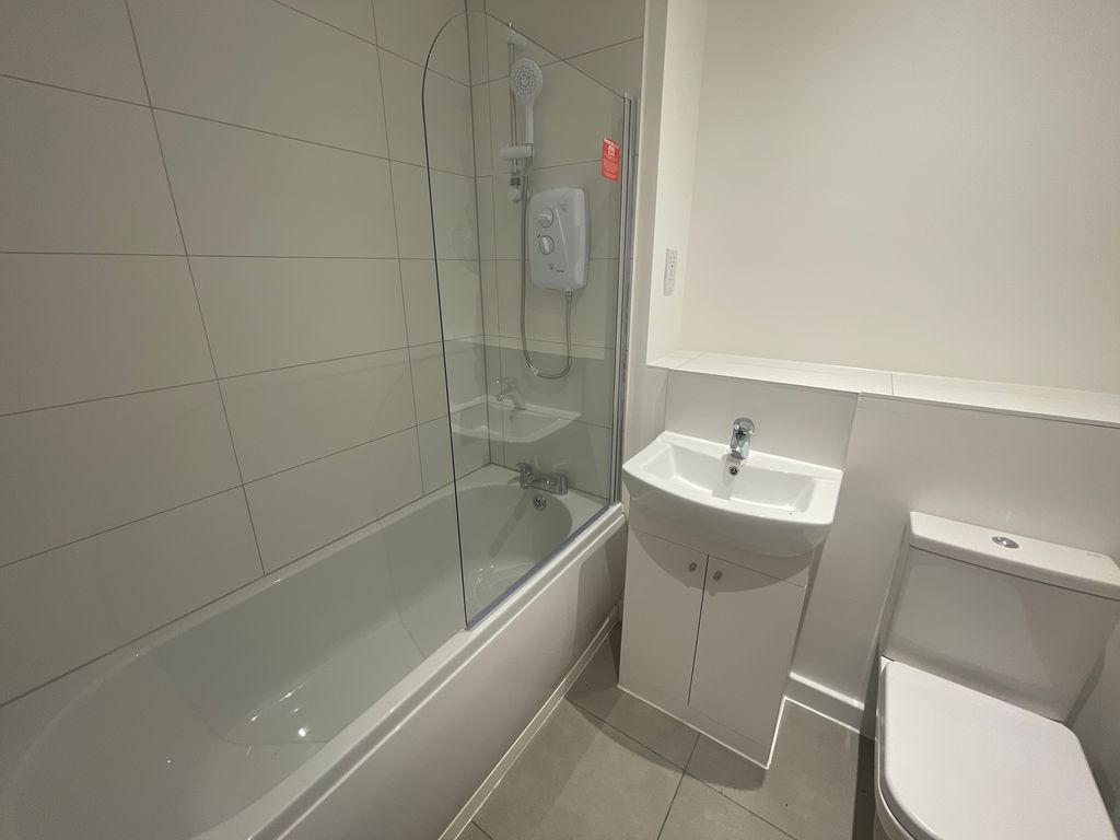 Additional image 17 of 4 bed detached house to rentThe Berridges, Lutterworth Road, Leicester LE8