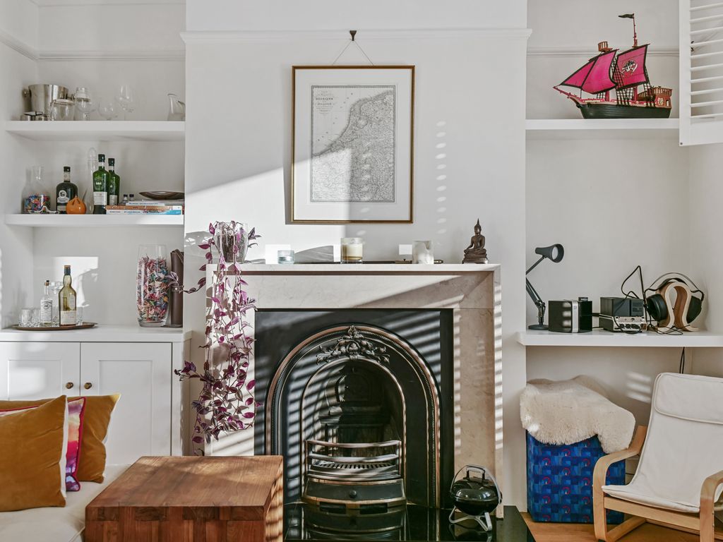 Property photo 3 of 16