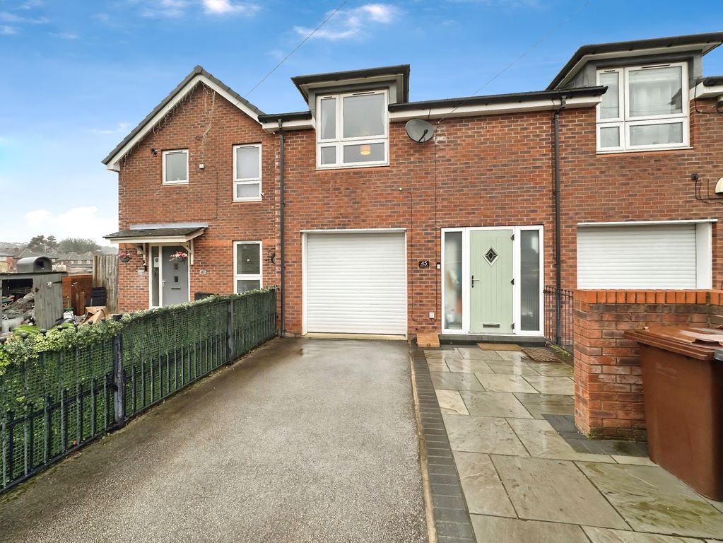 Property photo 1 of 19 Front View