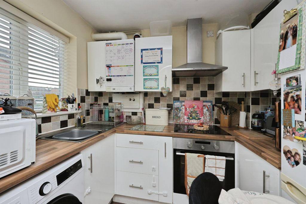 Property photo 2 of 9