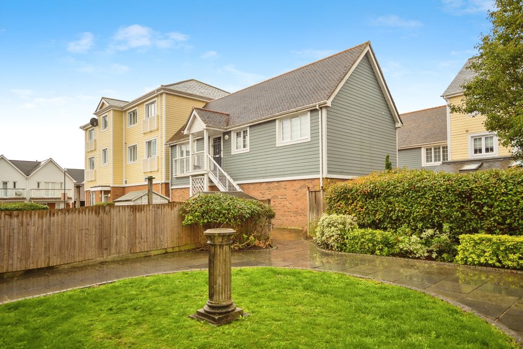 Property photo 1 of 20 243A5268