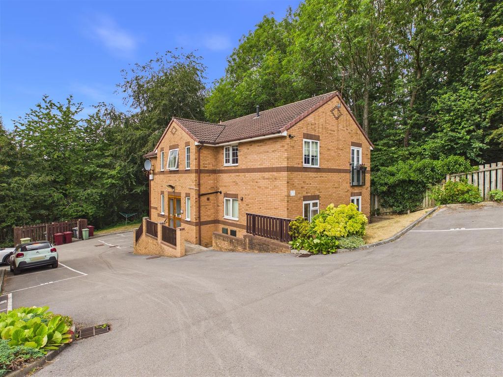 Property photo 1 of 16 Cam05476G0-Pr0274-Still018.Jpg