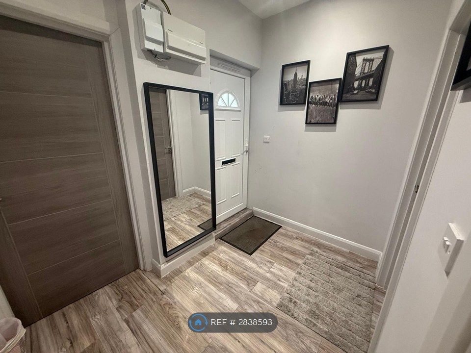 Property photo 2 of 29