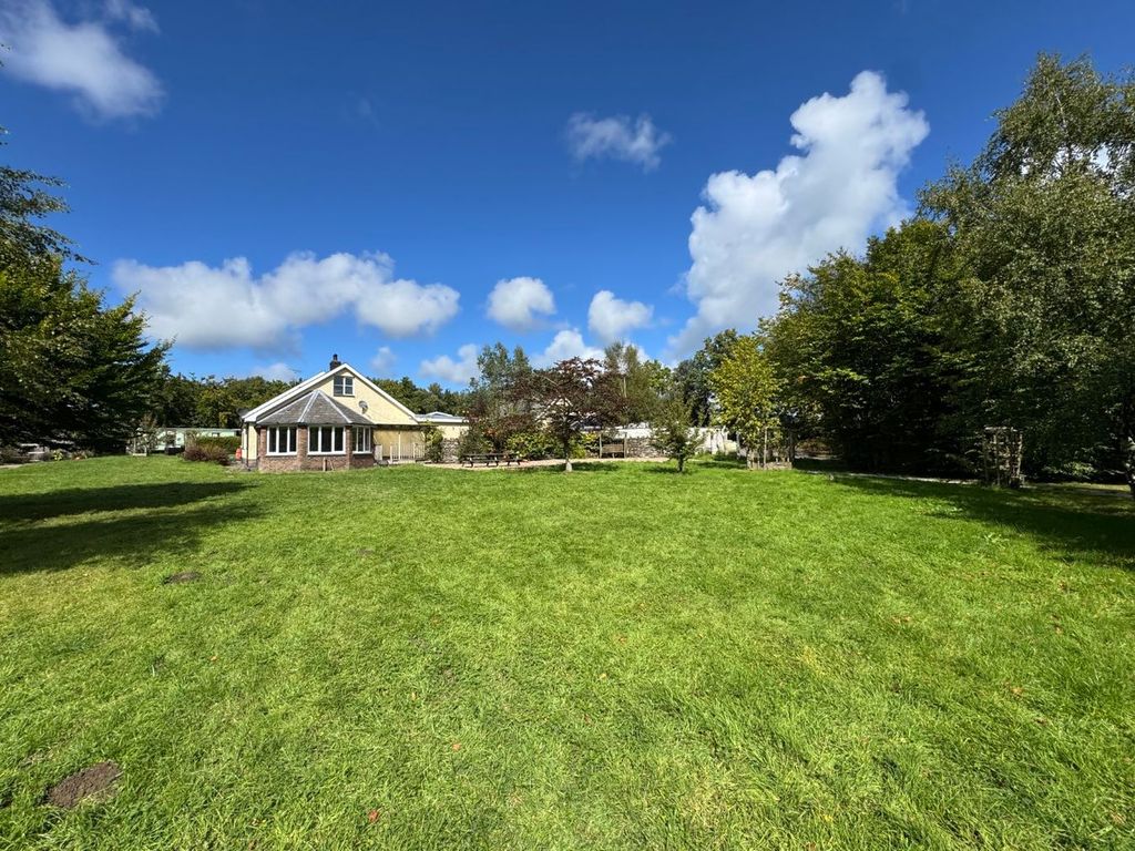 Property photo 1 of 80