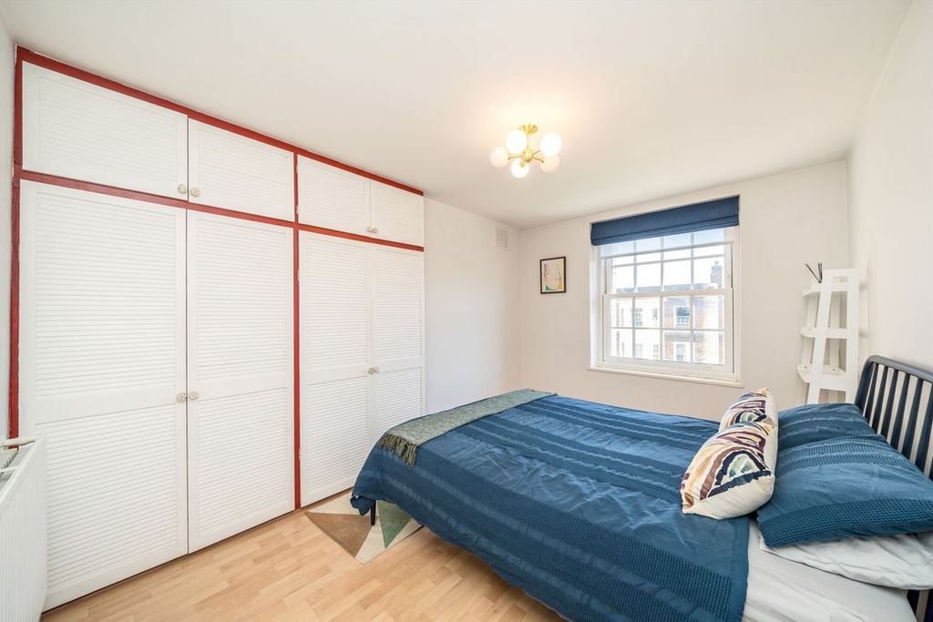 Property photo 3 of 6