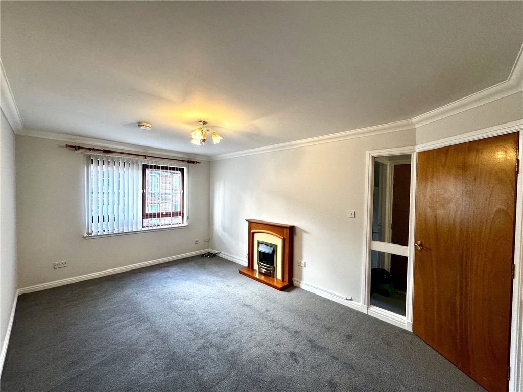 Property photo 3 of 8 Photo 3