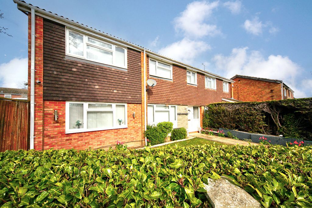 Property photo 3 of 12