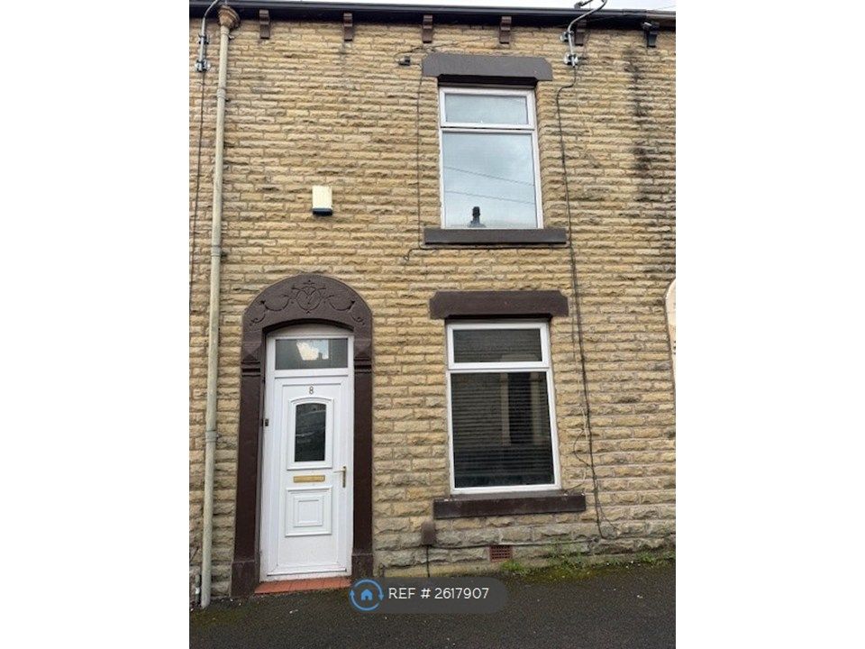 Property photo 2 of 11