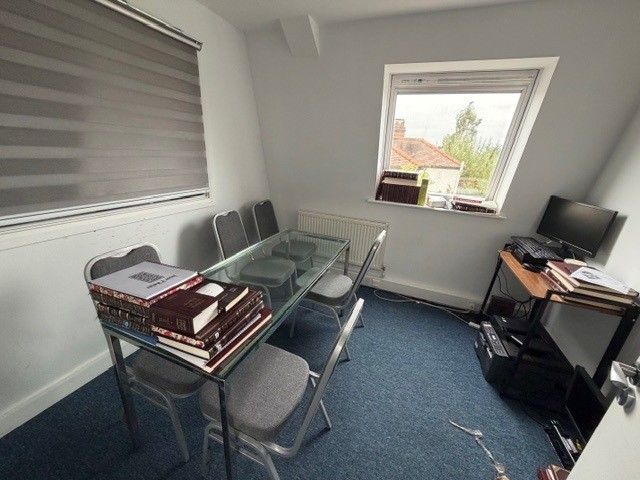 Property photo 3 of 5