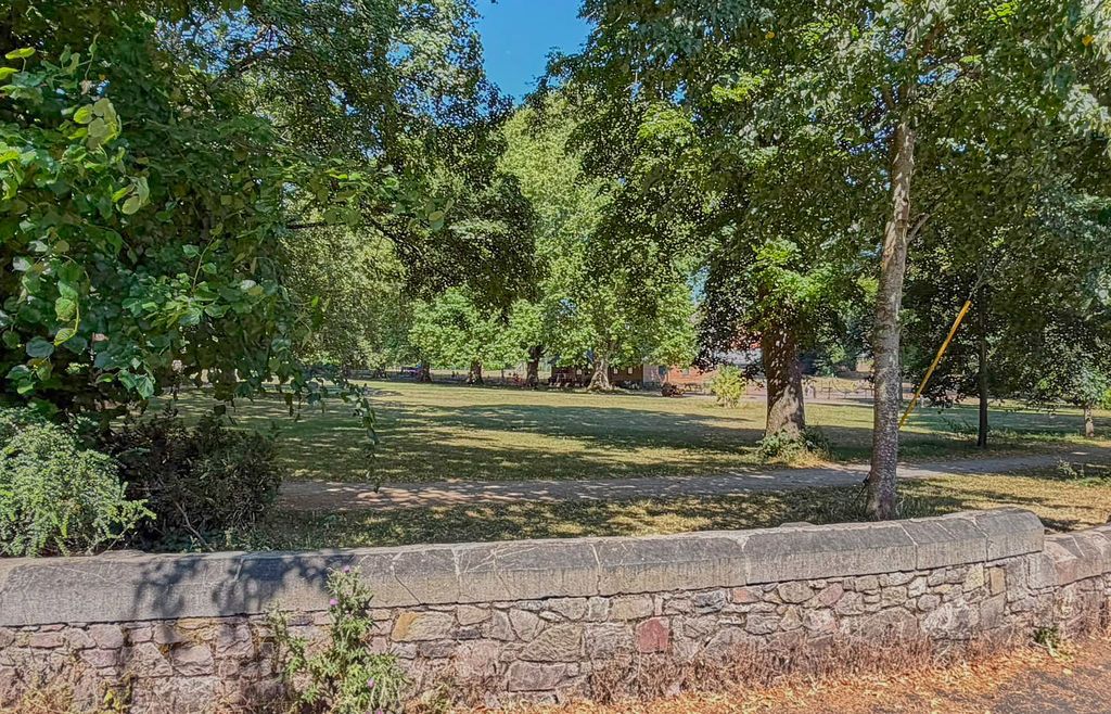 Property photo 2 of 16 Belmont Park Opposite