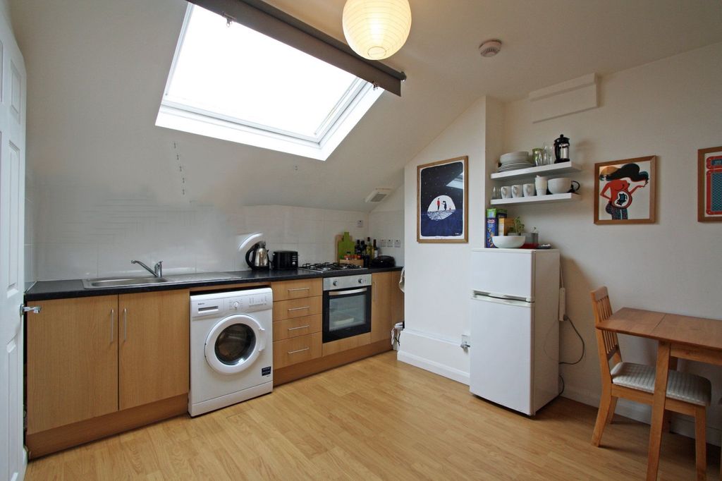 Property photo 2 of 4