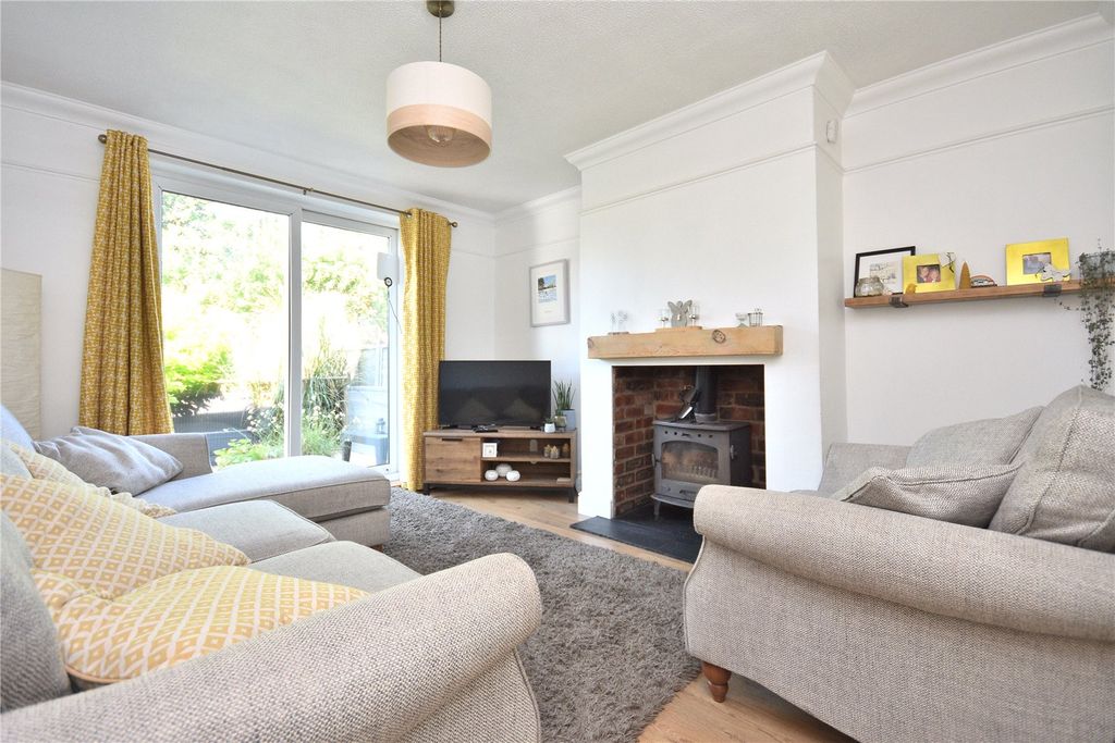 Property photo 3 of 17 Picture No. 01