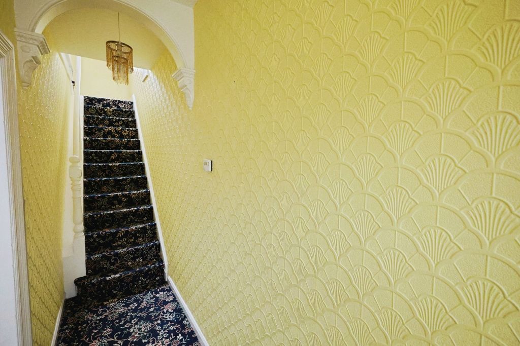 Property photo 2 of 15 Pbox-Img.Jpg