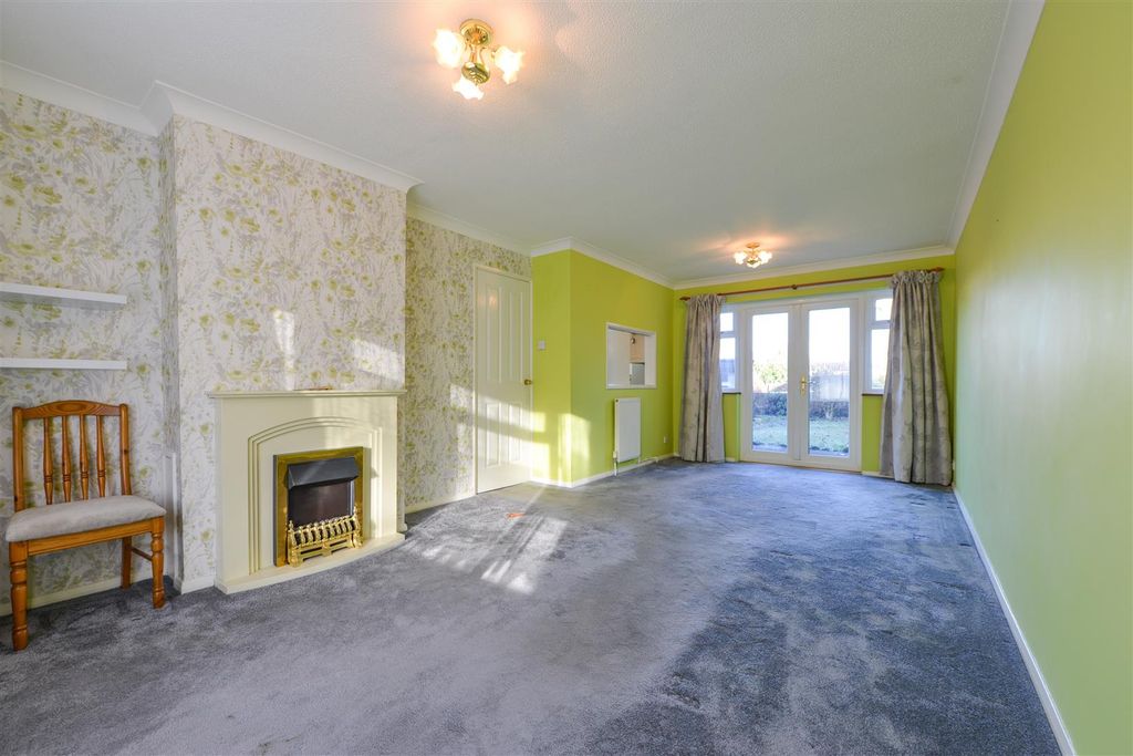 Property photo 3 of 13 Betsham Road, Senacre3.Jpg