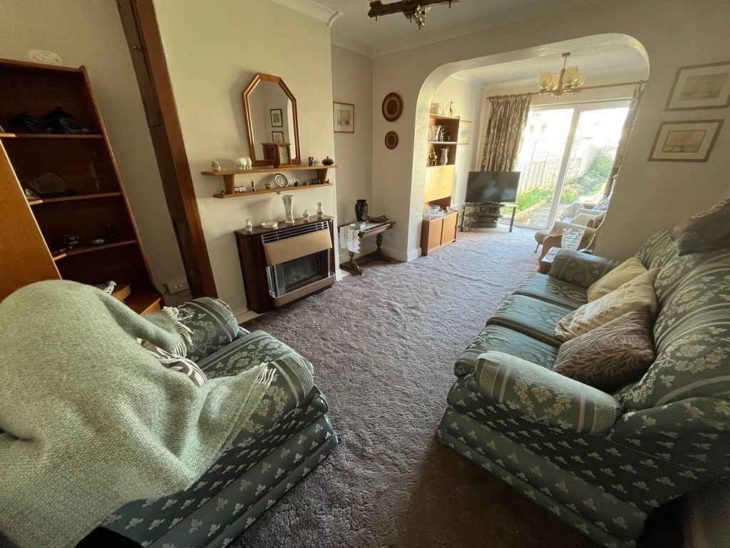 Property photo 3 of 17 Photograph