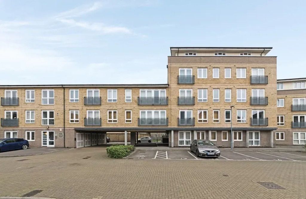 Property photo 2 of 3