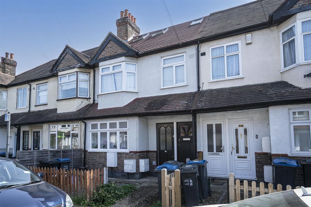 Property photo 1 of 8 42 Dinton Road, Colliers Wood, Sw19 External 1.Jpg