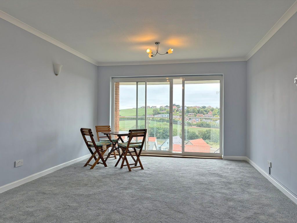 Property photo 2 of 9 Photo 2
