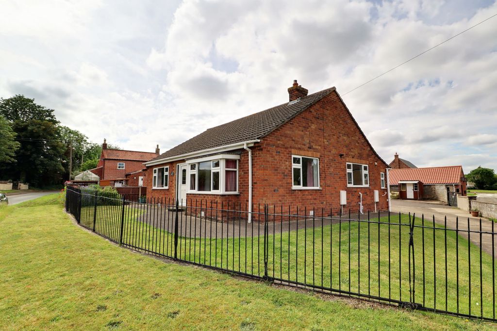 Property photo 2 of 13