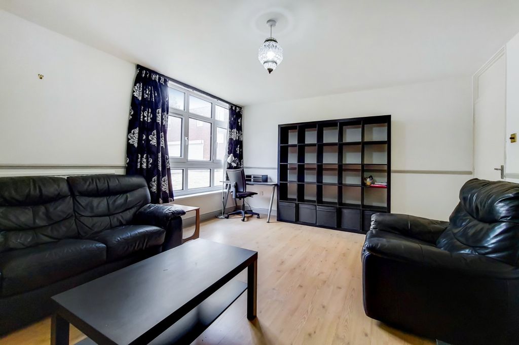 Property photo 3 of 7 Picture No. 03