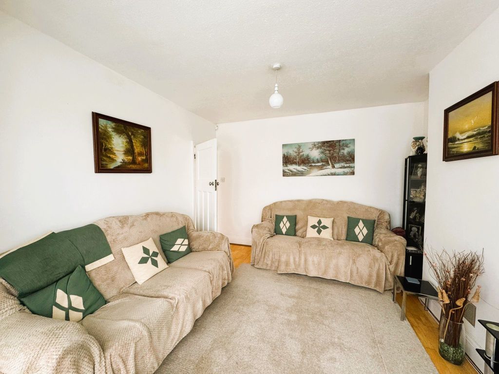 Property photo 3 of 17