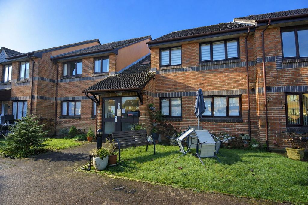 Property photo 1 of 9 Chatgpt Image Jan 16, 2026, 04_08_50 Pm.Png