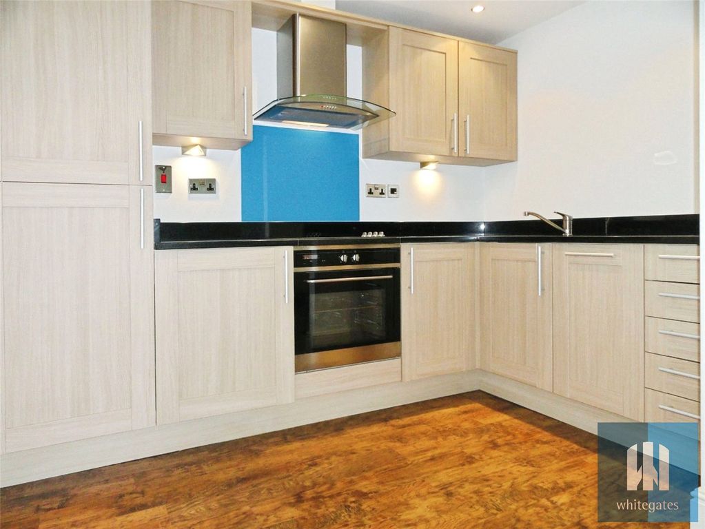 Property photo 2 of 12 Picture No. 20