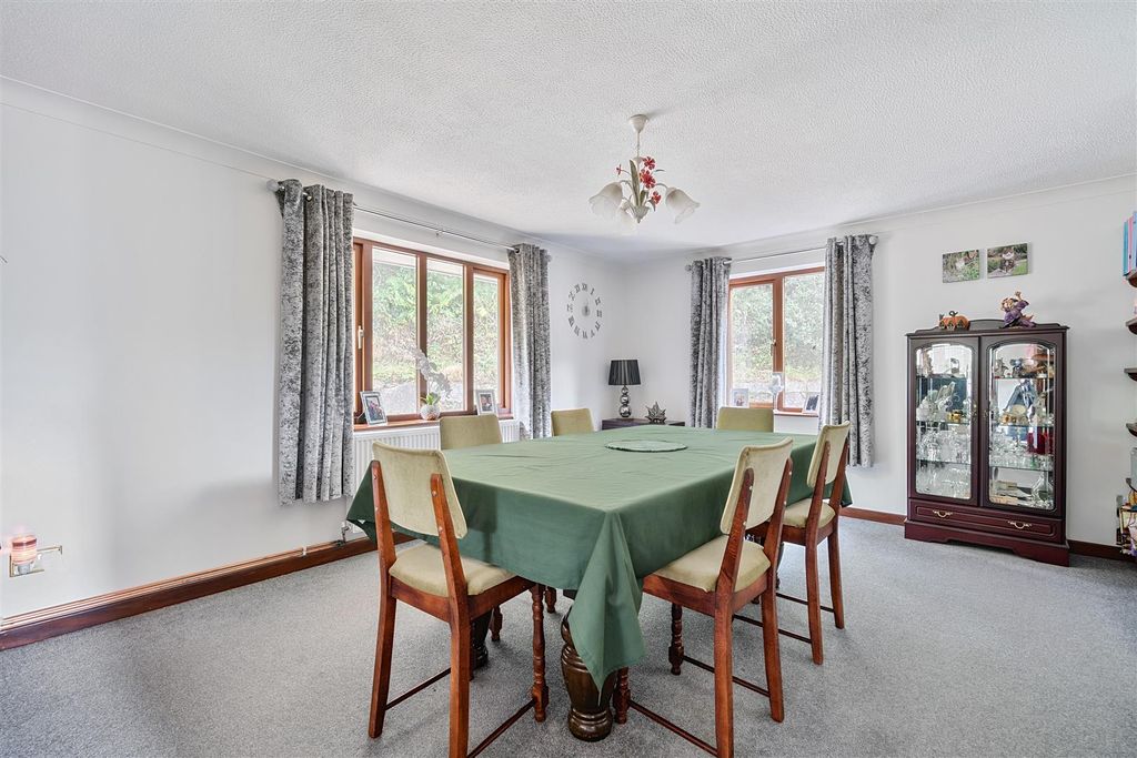 Property photo 3 of 34 1169785 (4).Jpg