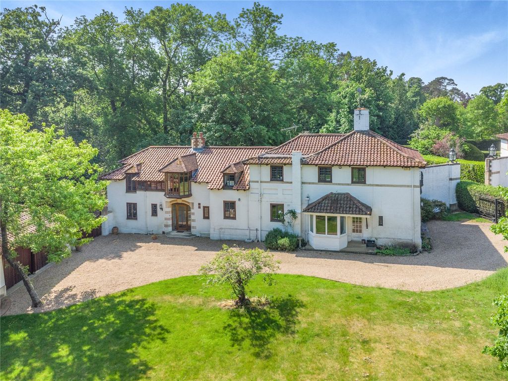 Property photo 1 of 28 Front Exterior