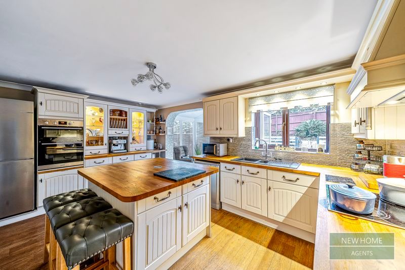 Property photo 3 of 21 Photo 21