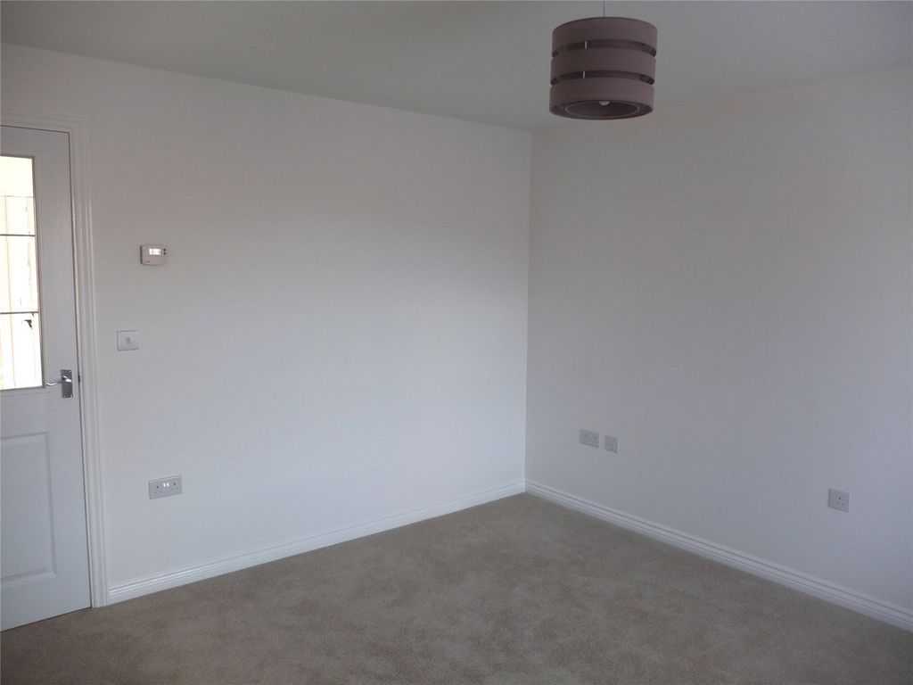 Property photo 2 of 9 Picture No. 03