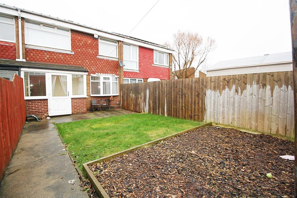 Property photo 1 of 16
