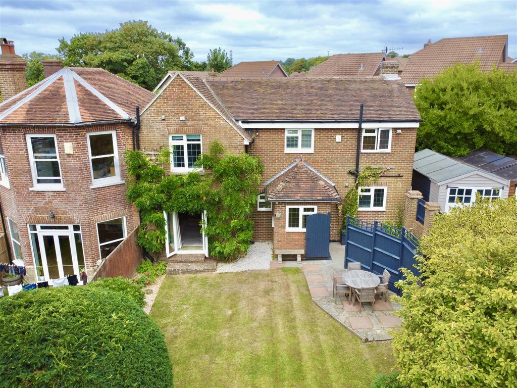 Property photo 1 of 38