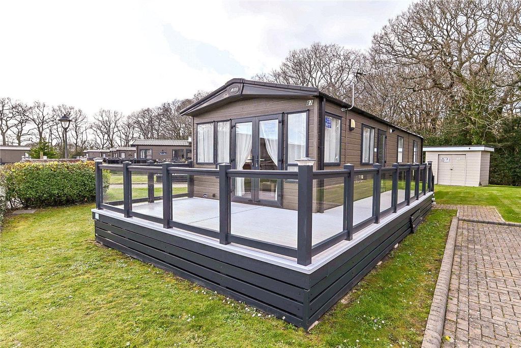 Property photo 1 of 15 Picture No. 17