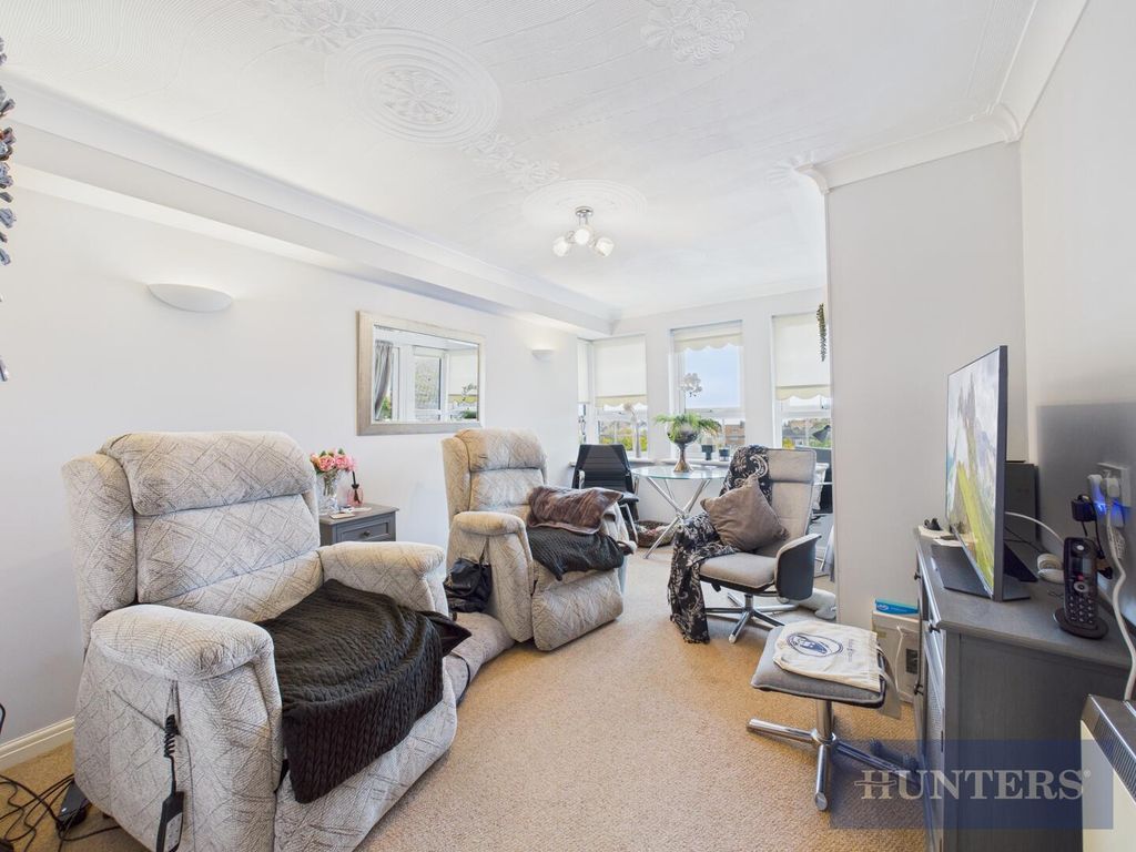 Property photo 3 of 13 Living Room