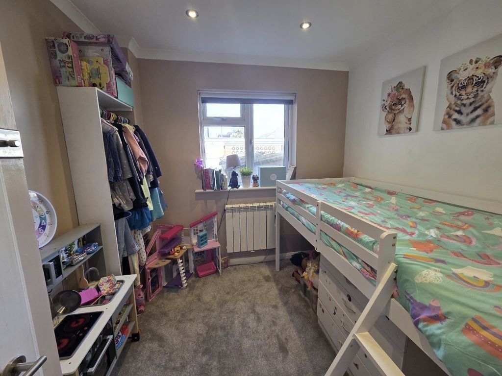 Additional image 10 of 2 bed flat for saleDorothy Avenue, Peacehaven BN10