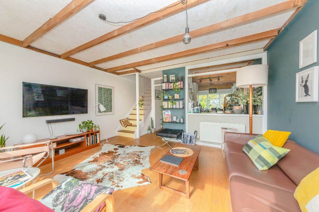 Property photo 3 of 23