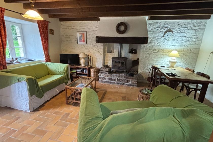 Property photo 3 of 12