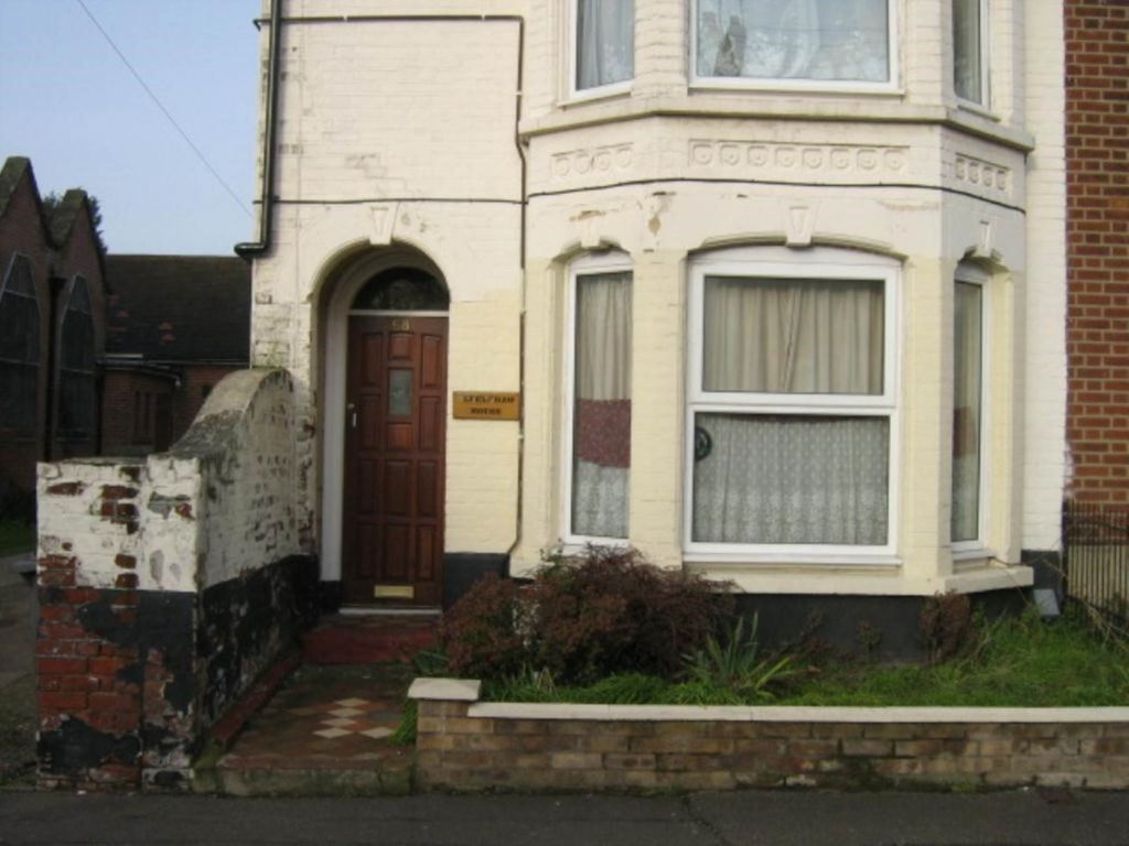 Property photo 1 of 1
