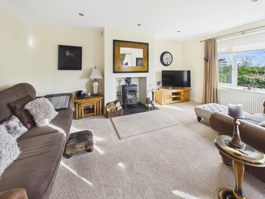 Property photo 3 of 23