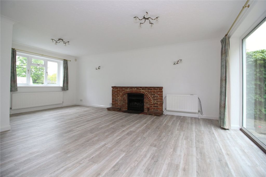 Property photo 2 of 18 Picture No. 02