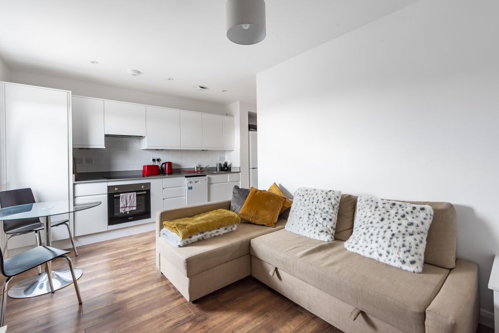 Property photo 1 of 7 Image