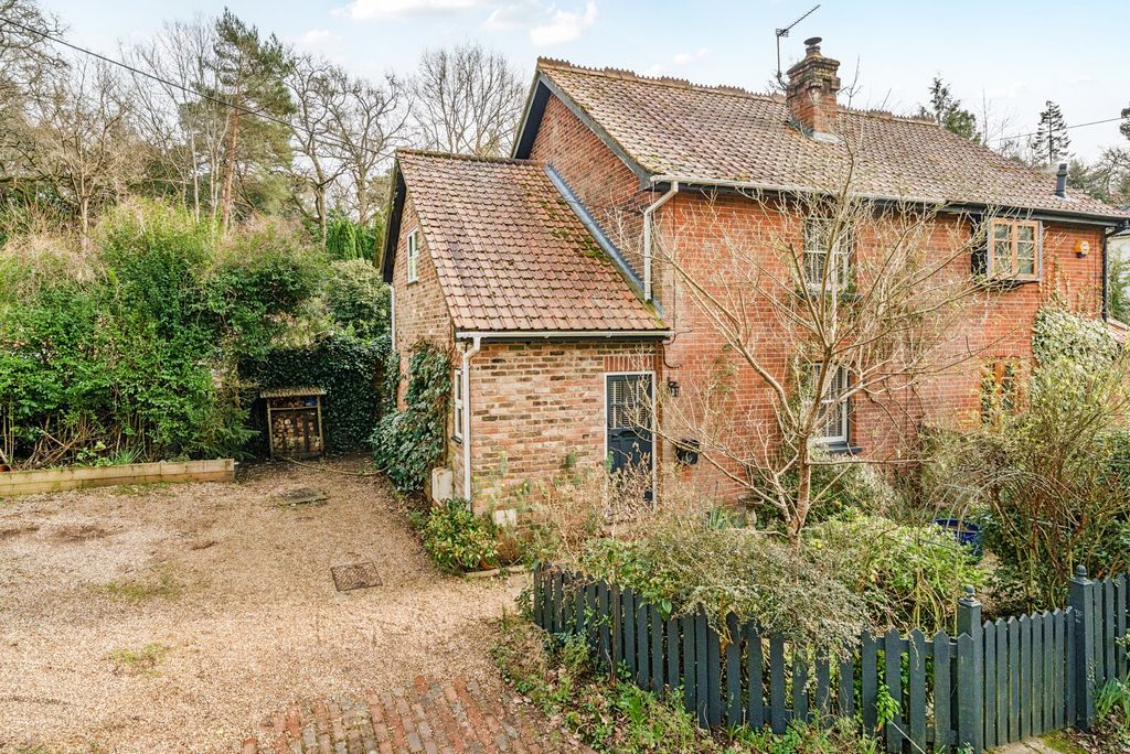 Property photo 1 of 25 1414583-2-6994784...