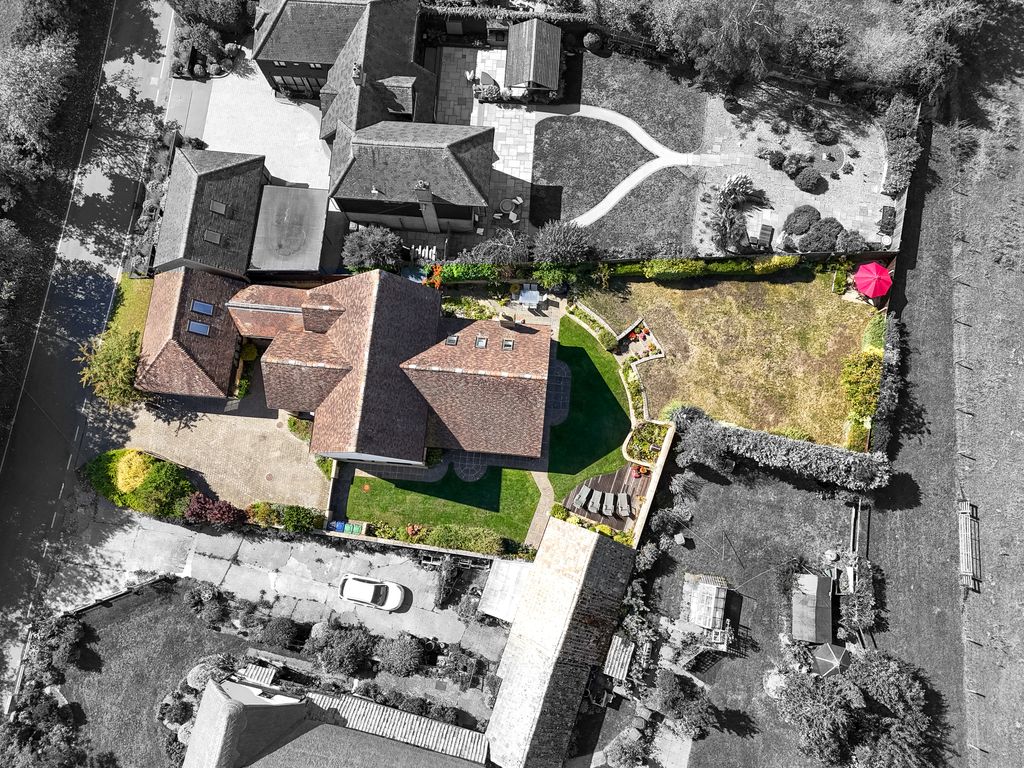Property photo 3 of 41 Drone9