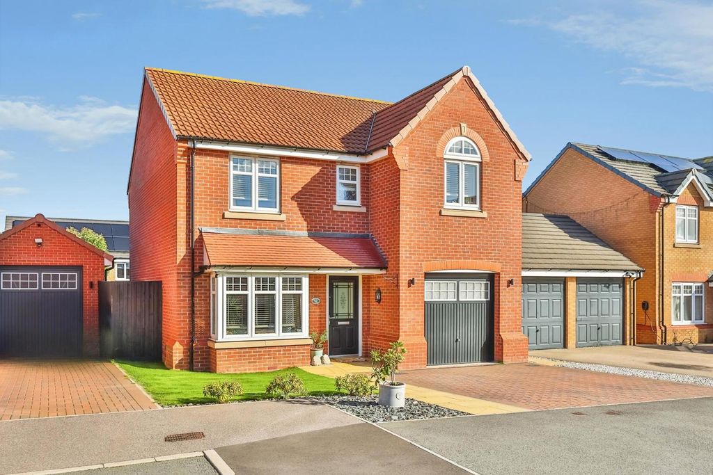 Property photo 1 of 27 Pbox-Img.Jpg