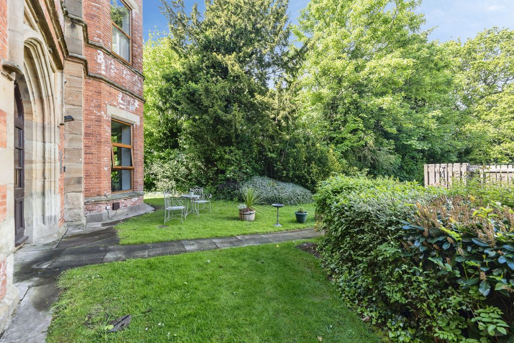Property photo 3 of 15 Rear View